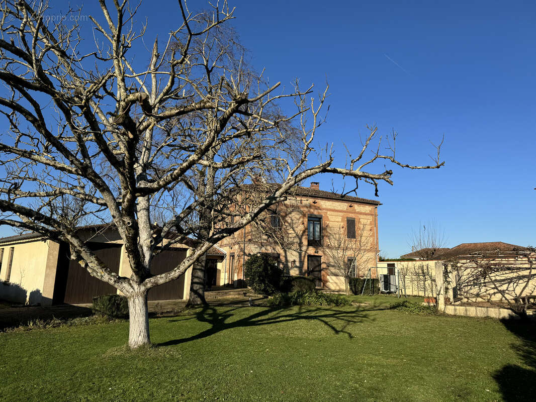 Maison à CASTELSARRASIN