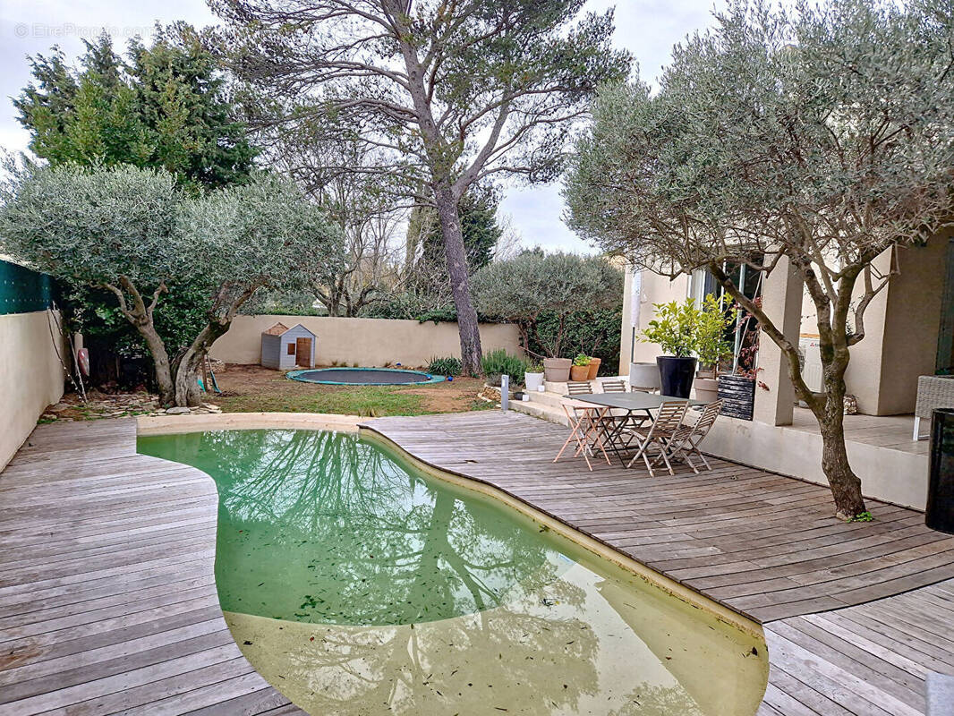 Maison à VILLENEUVE-LES-AVIGNON