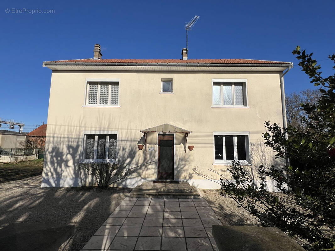 Maison à VENAREY-LES-LAUMES