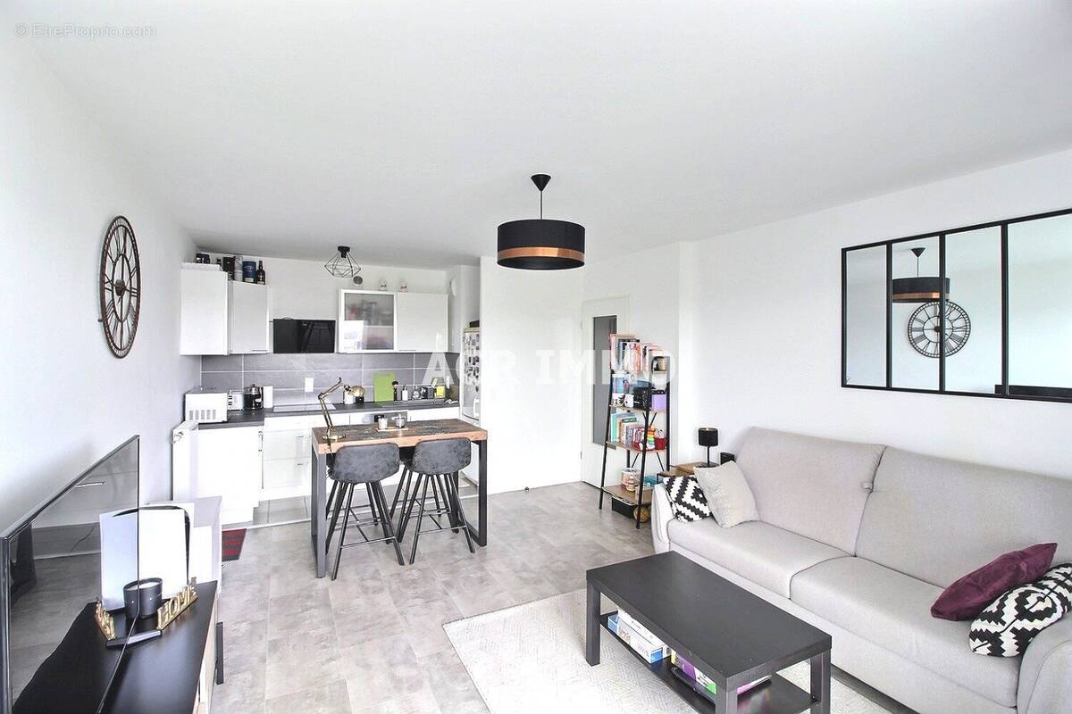 Appartement à CARRIERES-SOUS-POISSY