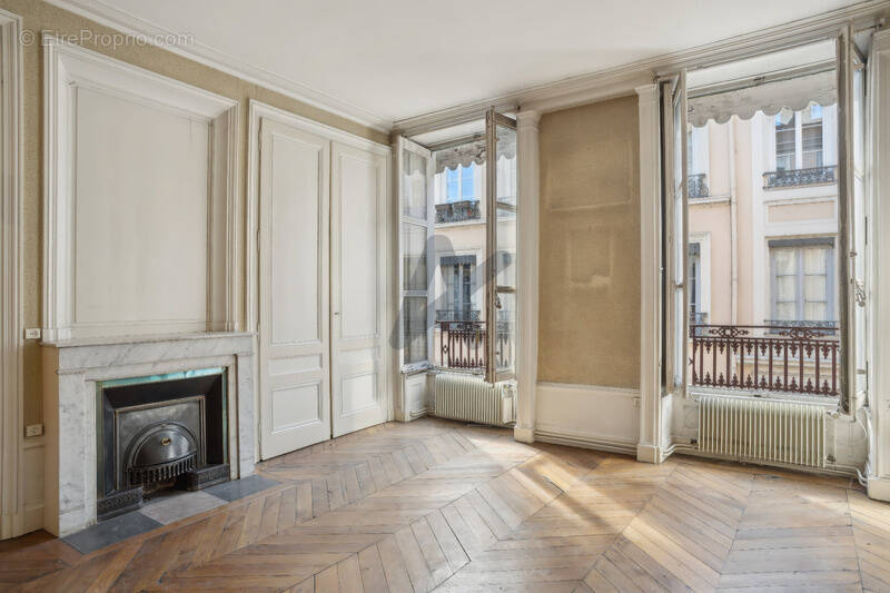 Appartement à LYON-1E