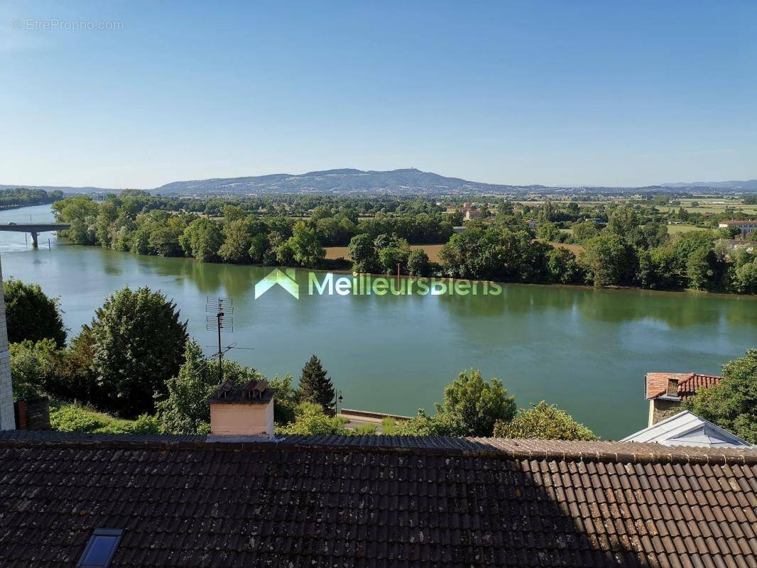 Appartement à TREVOUX