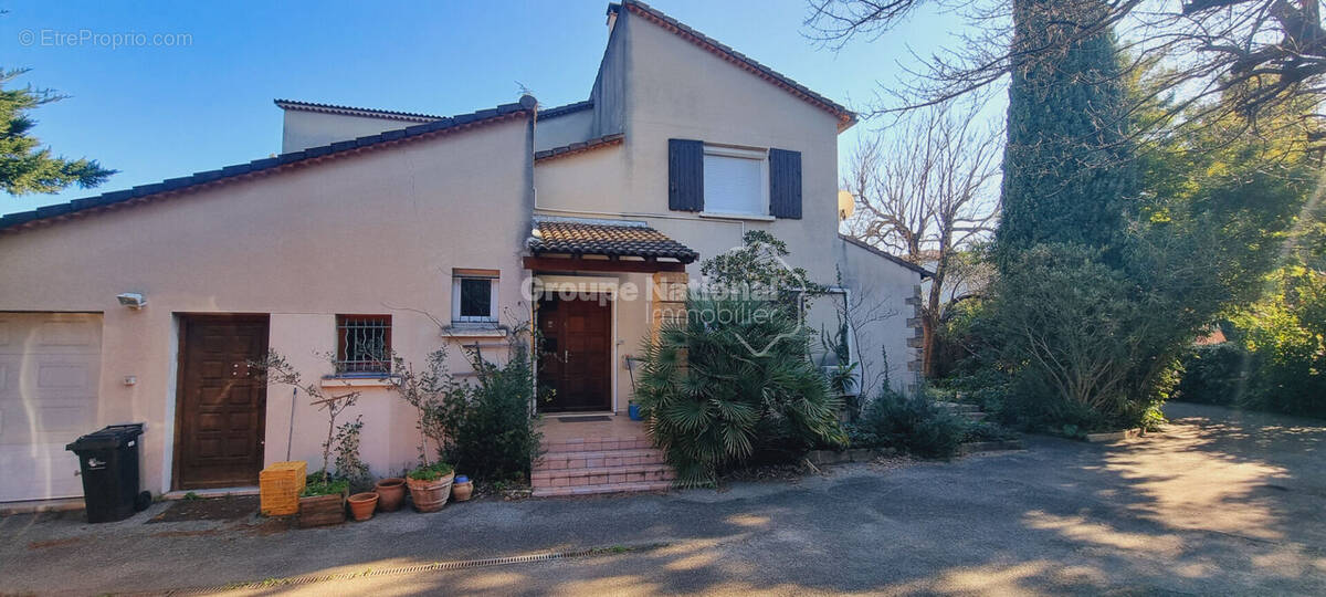 Maison à BAGNOLS-SUR-CEZE