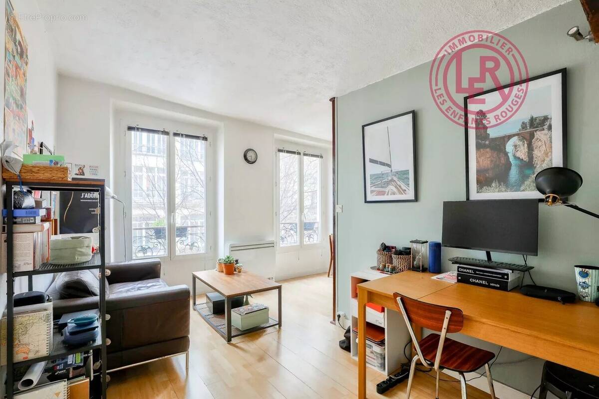 Appartement à PARIS-3E