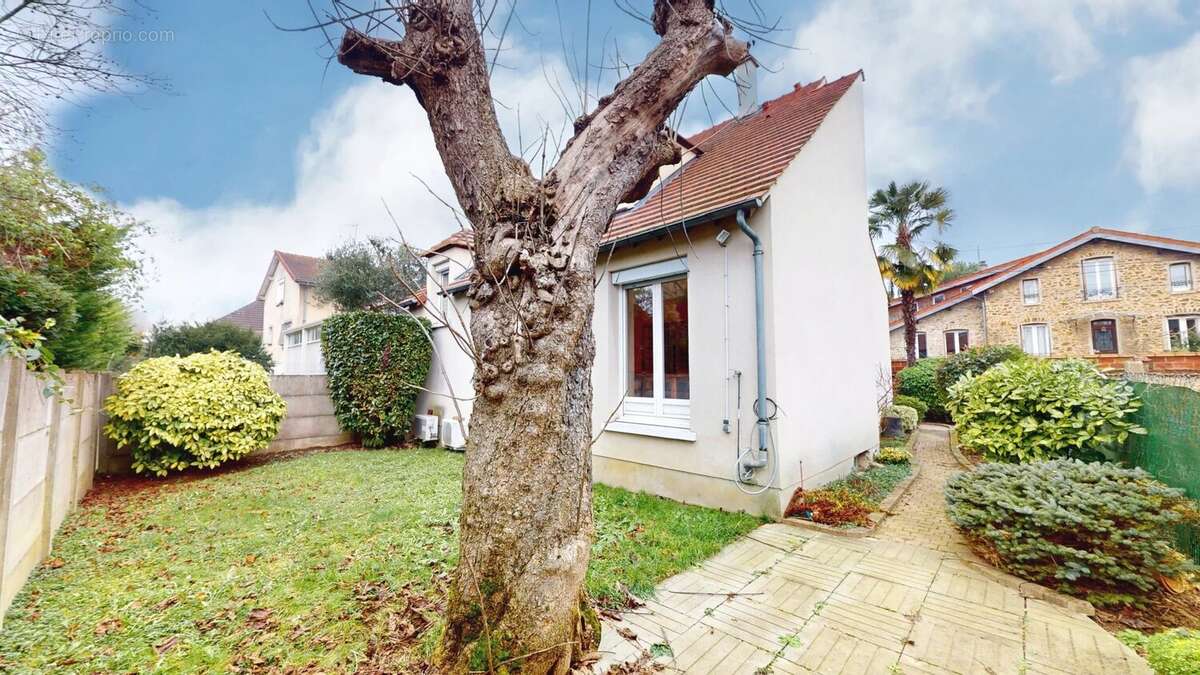 Maison à CHELLES