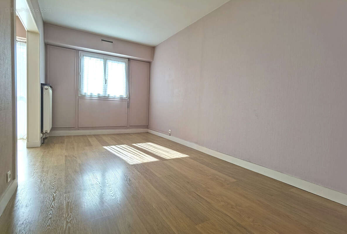 Appartement à ROSNY-SOUS-BOIS