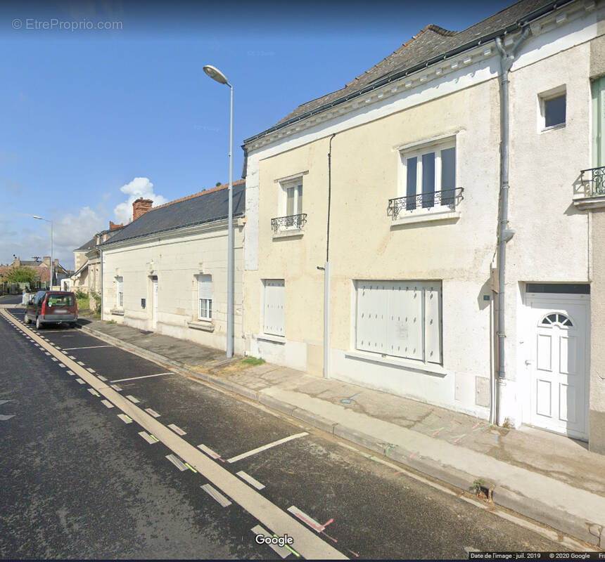 Appartement à SAINT-GENOUPH