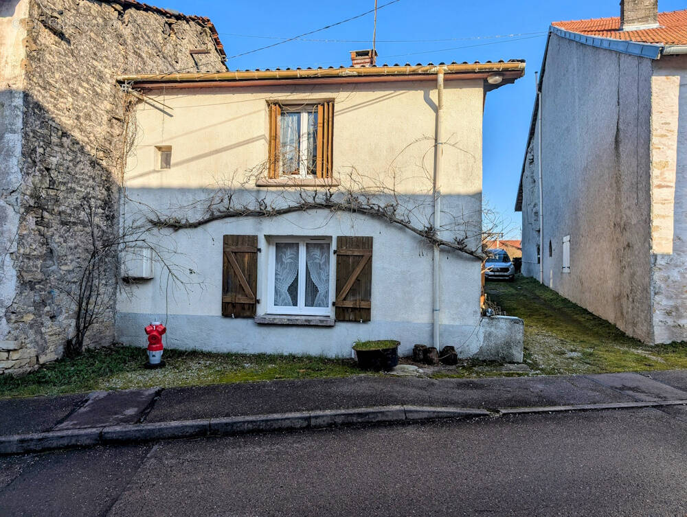 Maison à BETTONCOURT