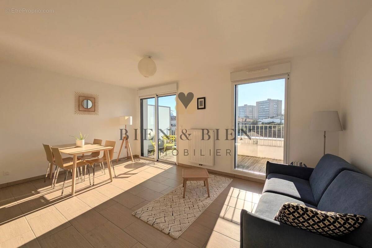 Appartement à BORDEAUX