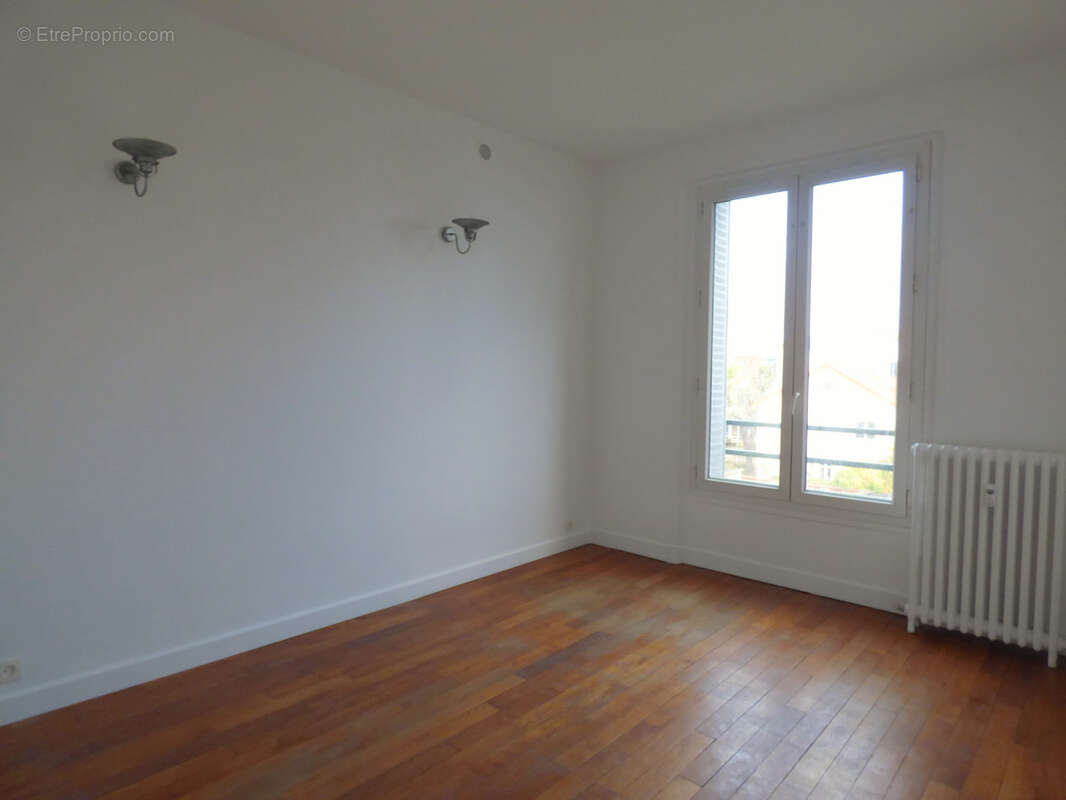 Appartement à HOUILLES