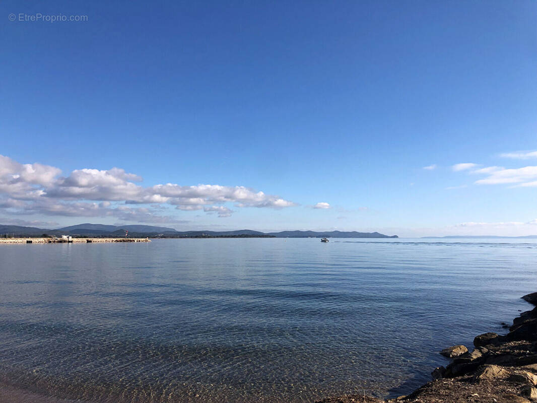 Appartement à HYERES