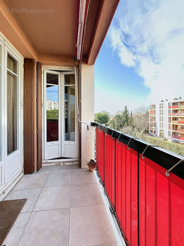 Appartement à MARSEILLE-13E