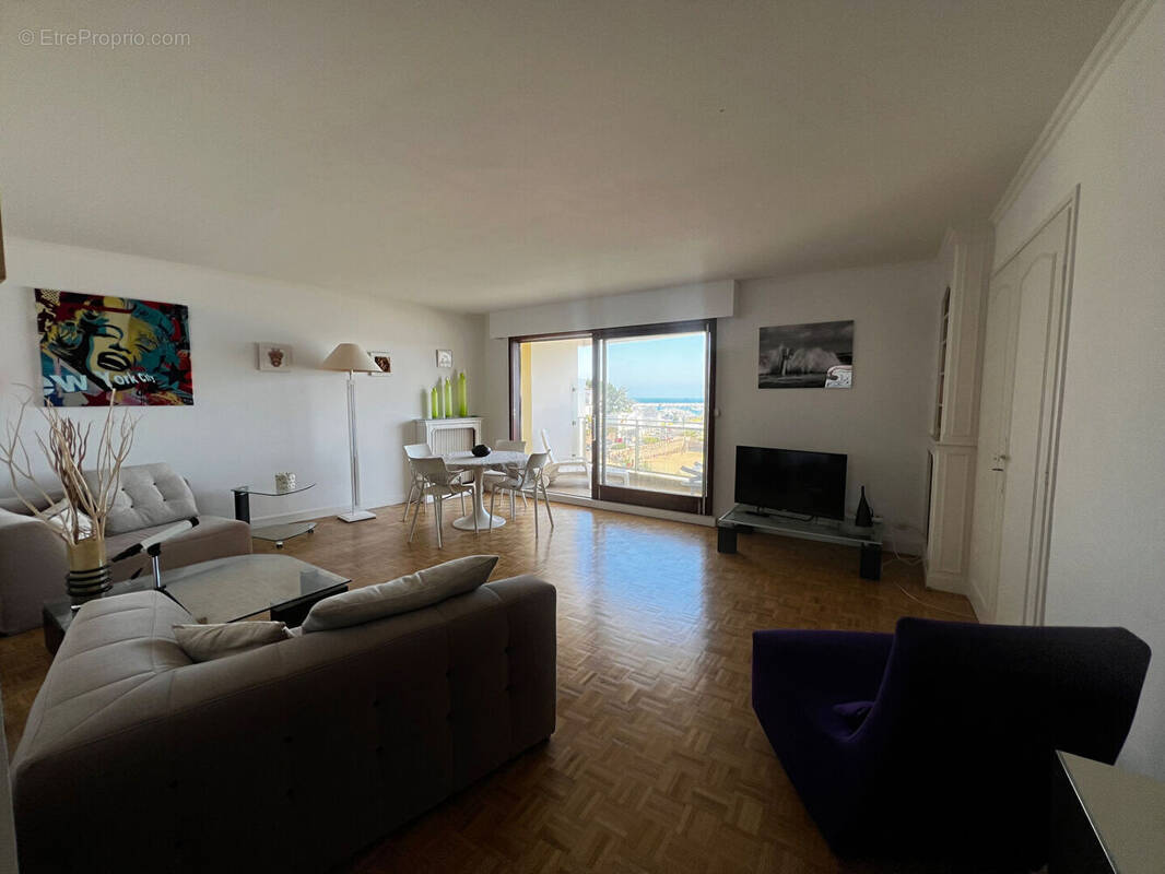 Appartement à SAINT-QUAY-PORTRIEUX