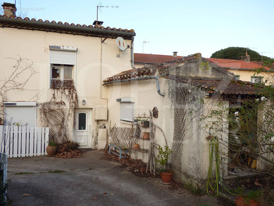 Maison à LABRUGUIERE