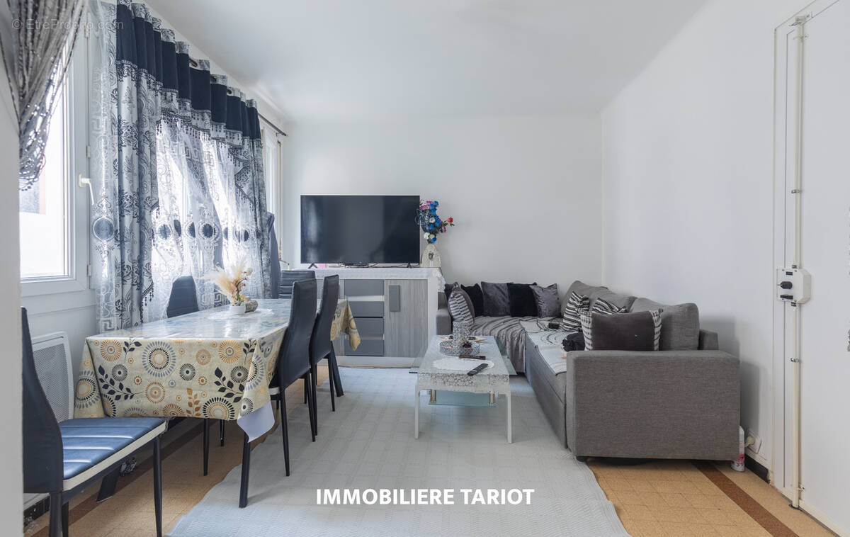 Appartement à MARSEILLE-7E