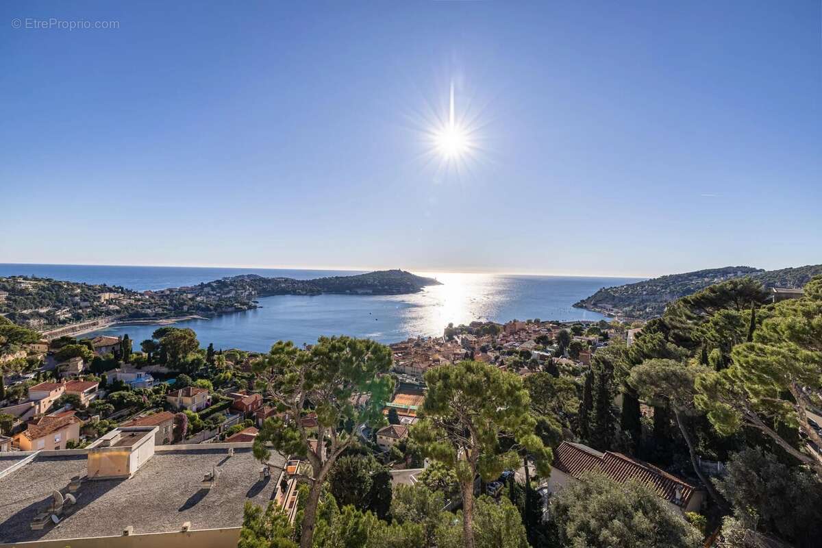 Appartement à VILLEFRANCHE-SUR-MER