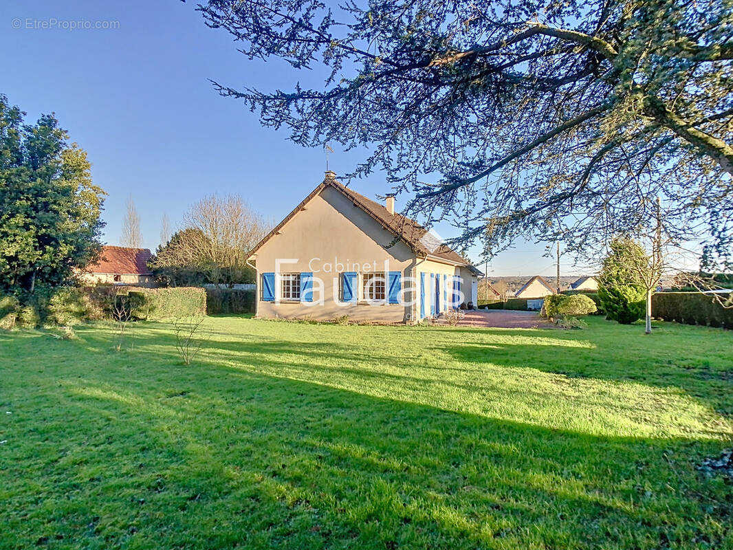 Maison à PONT-HEBERT