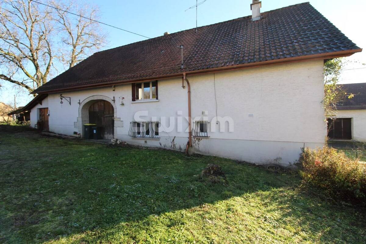 Maison à SAINT-HIPPOLYTE