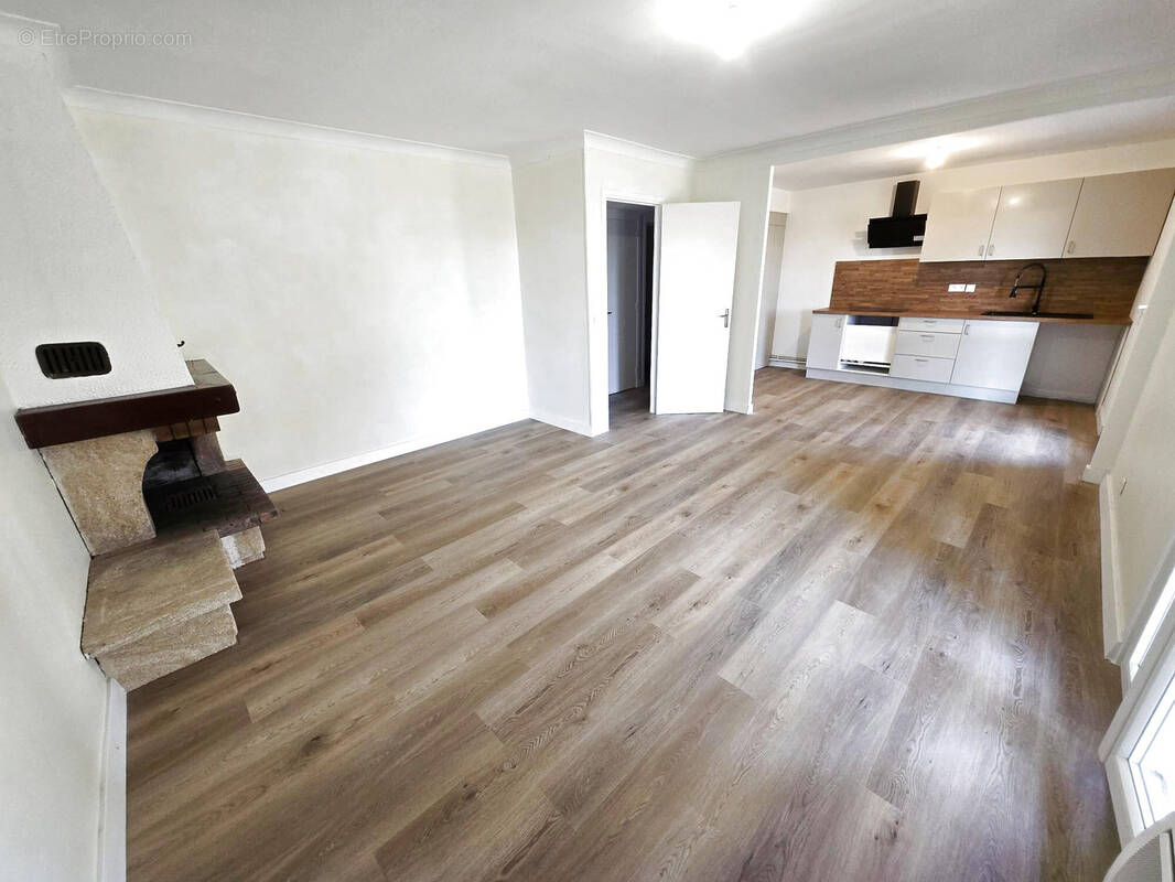 Appartement à CLERMONT-L&#039;HERAULT