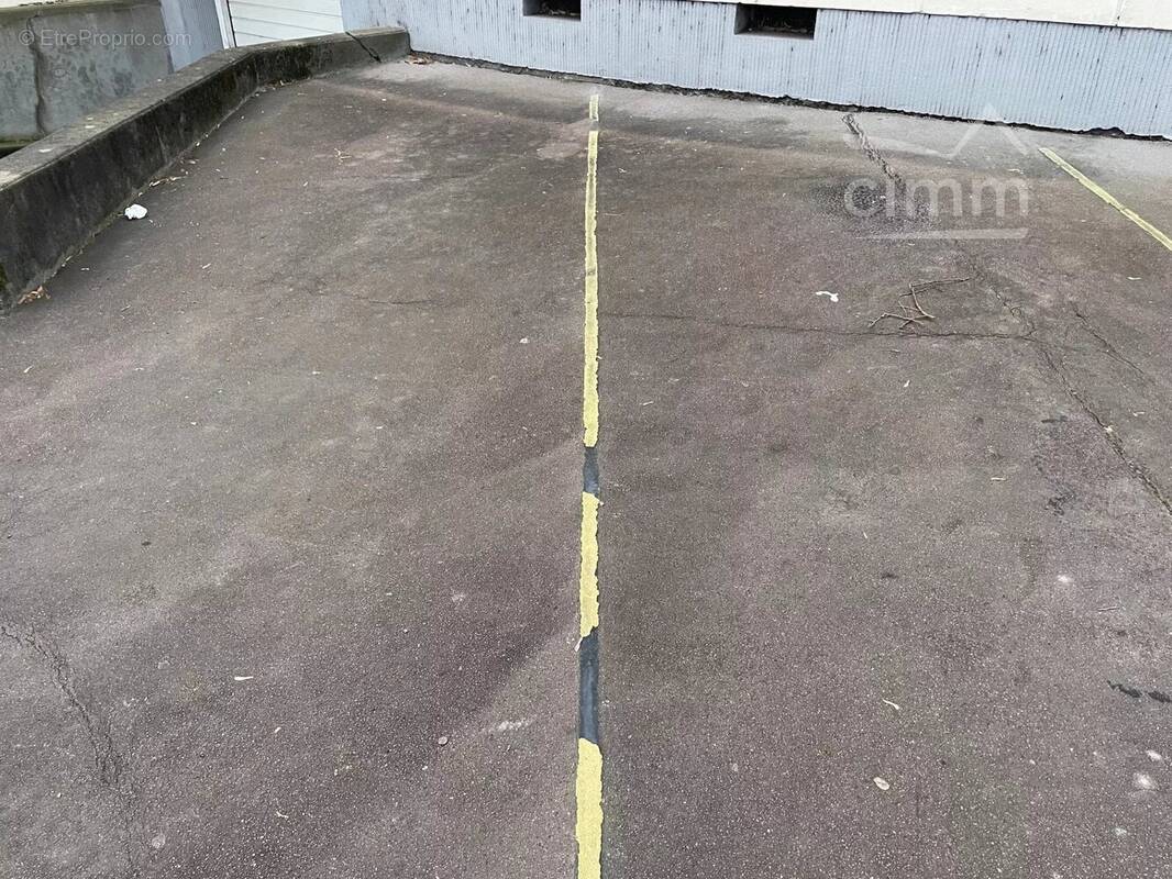 Parking à TOURS