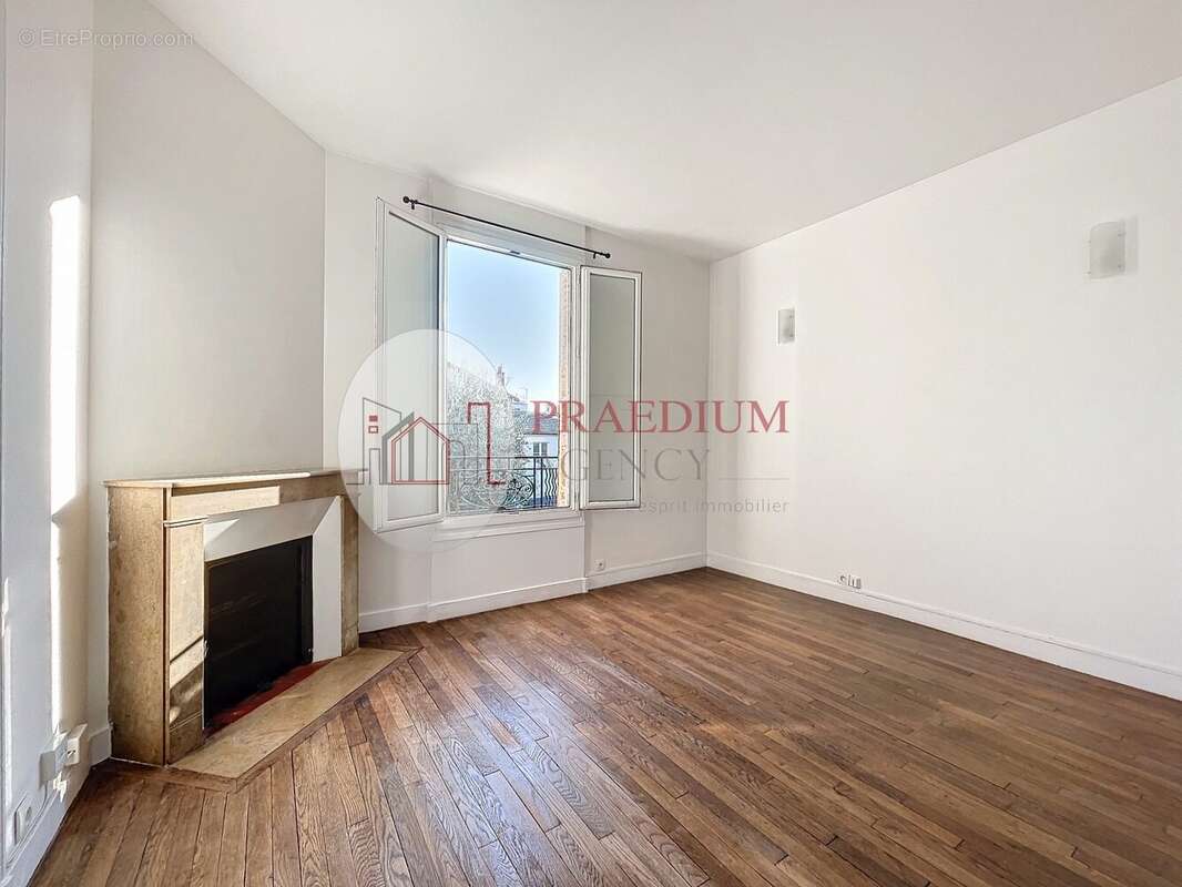 Appartement à ISSY-LES-MOULINEAUX