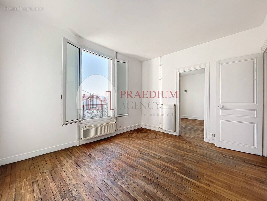 Appartement à ISSY-LES-MOULINEAUX