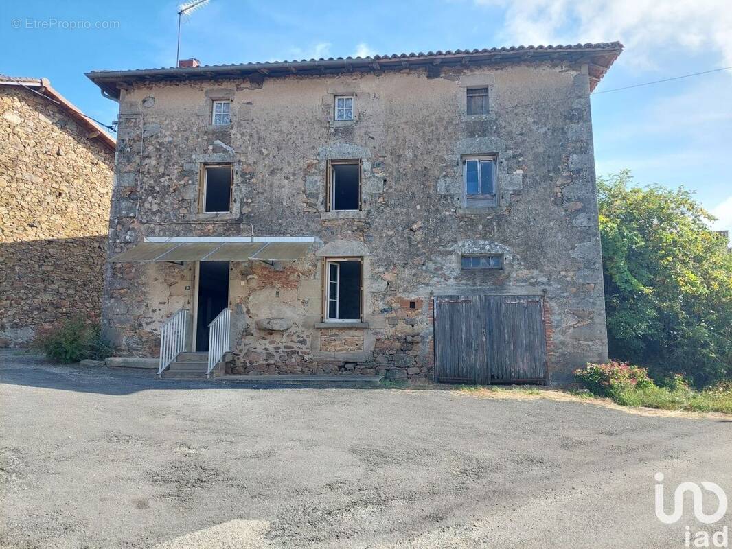 Photo 1 - Maison à SAINT-LAURENT-SUR-GORRE