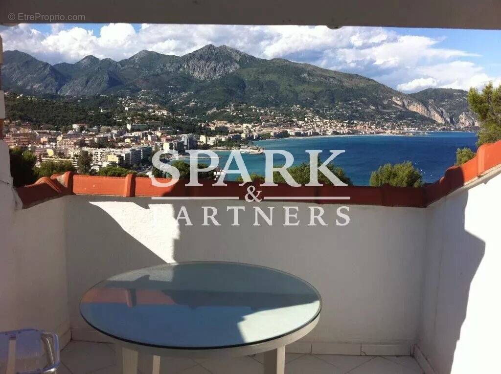 Appartement à ROQUEBRUNE-CAP-MARTIN