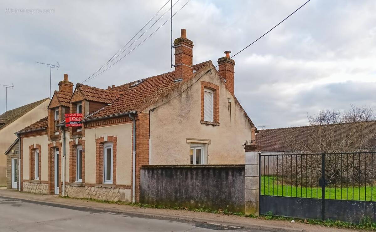 Maison à LA FERTE-SAINT-AUBIN