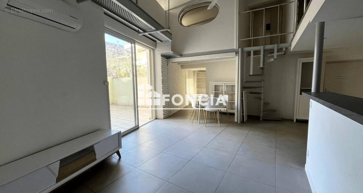 Appartement à NIMES