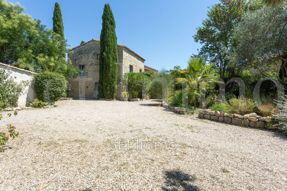 Maison à UZES