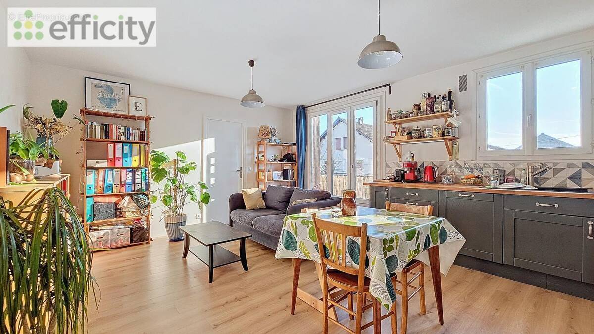 Appartement à MONTREUIL