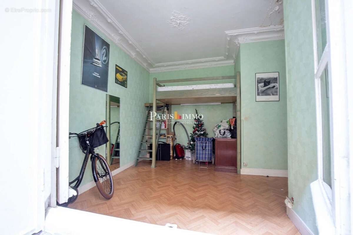 Appartement à PARIS-18E