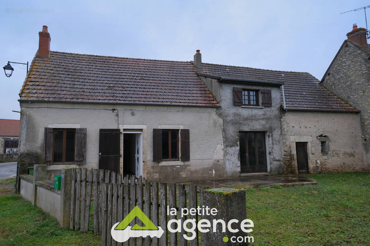 Maison à LIVRY