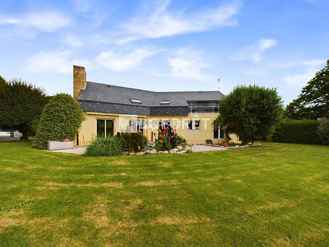 Maison à PLOBANNALEC-LESCONIL