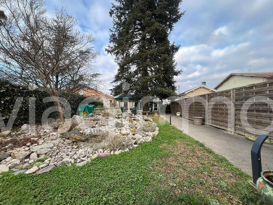 Maison à ROMANS-SUR-ISERE