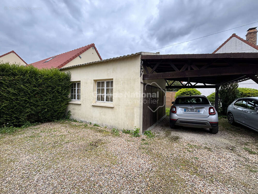 Maison à ERMONT