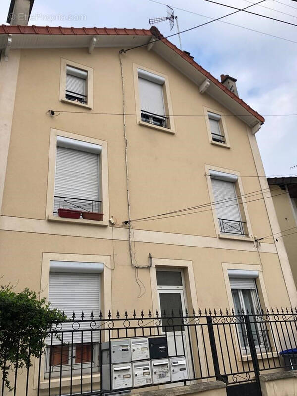 Appartement à LIVRY-GARGAN