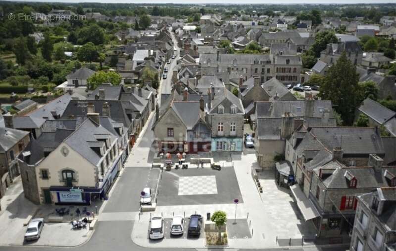 Commerce à SAINT-AUBIN-DU-CORMIER