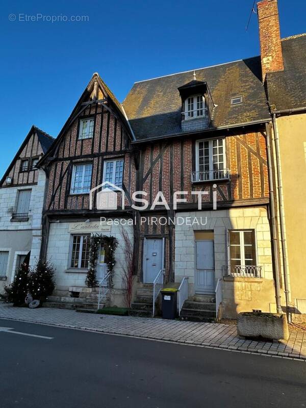 Photo 1 - Appartement à LUYNES