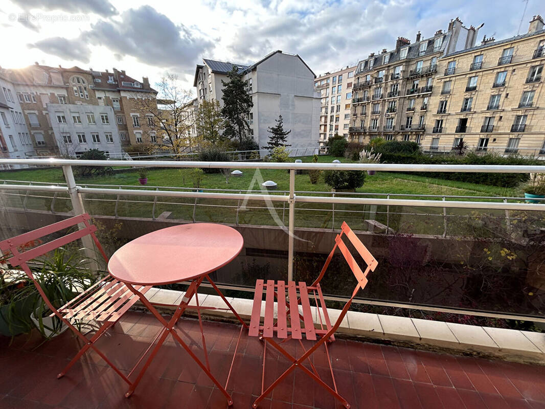 Appartement à PARIS-12E