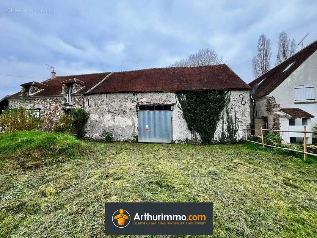 Maison à COULOMMIERS