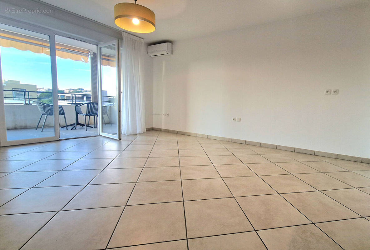 Appartement à FREJUS