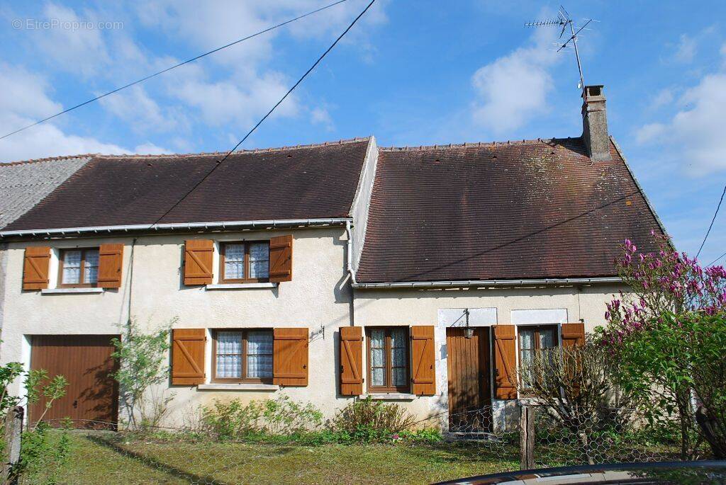 Maison à SAINT-MALO-EN-DONZIOIS