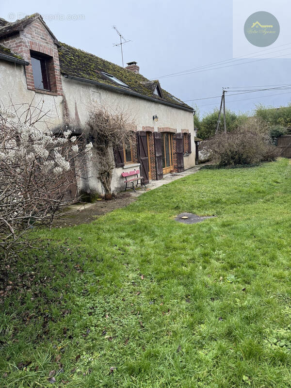 Maison à CHEVRY-EN-SEREINE