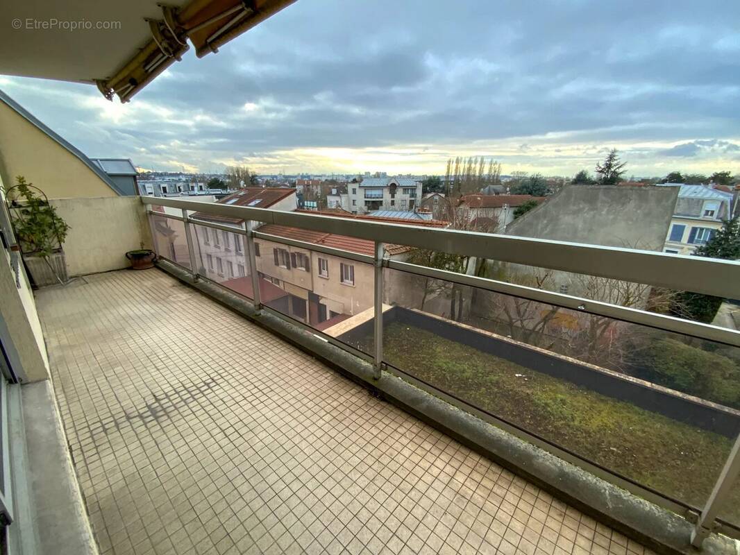 Appartement à LE RAINCY