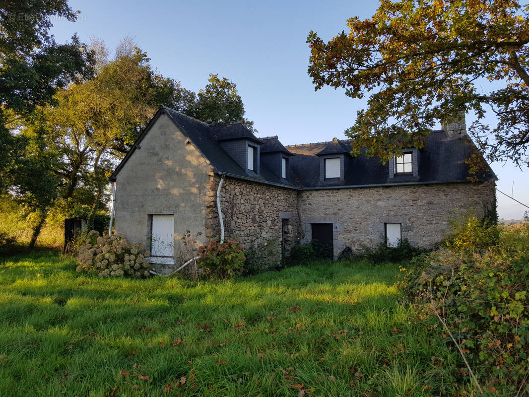 Maison à LANDEBAERON