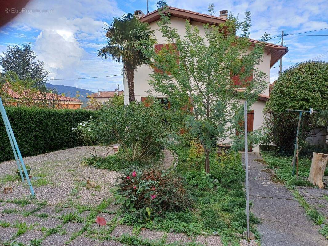 Maison à QUILLAN