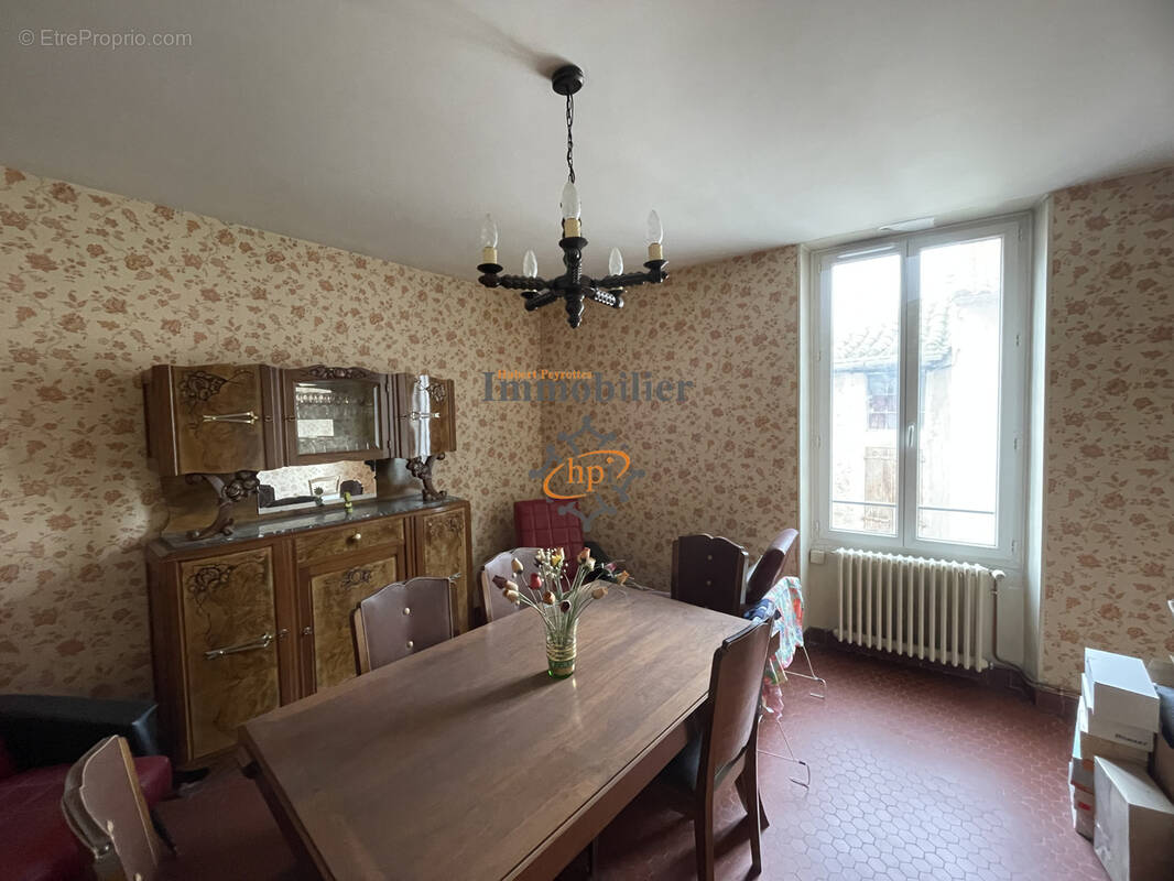 Appartement à SAINT-AFFRIQUE