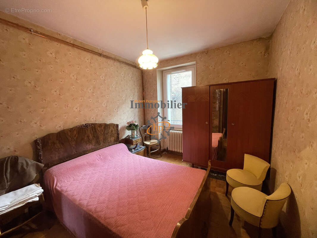 Appartement à SAINT-AFFRIQUE